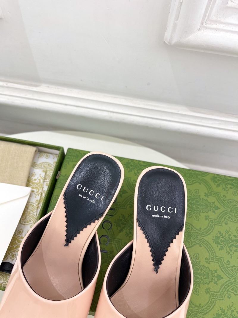 Gucci Flat Shoes